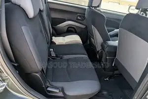 Mitsubishi Outlander 2.4 GLS Automatic 2009 Gray