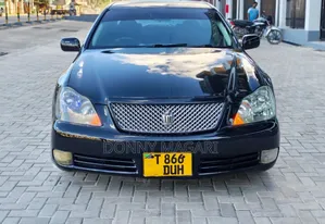 Toyota Crown 2006 Black