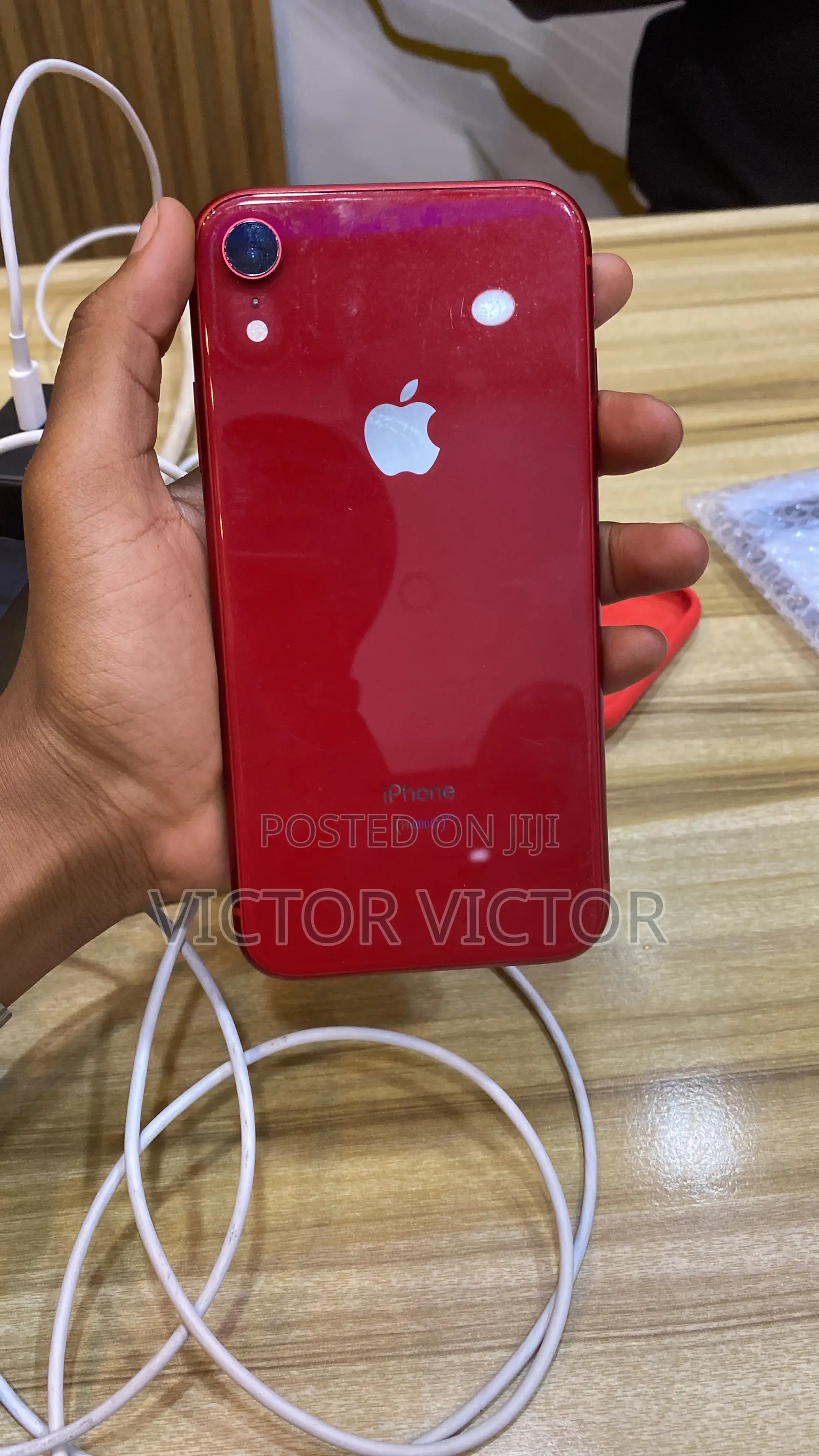 Apple iPhone XR 64 GB Red
