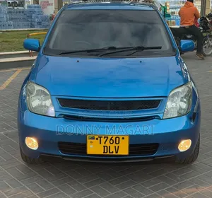Toyota IST 2003 Blue