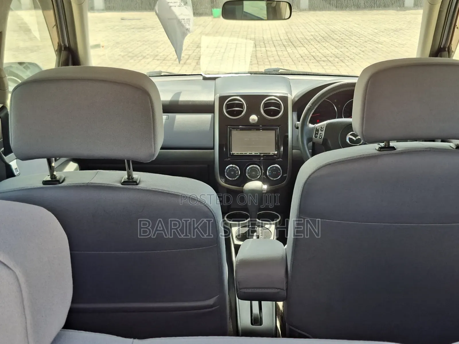 Mazda Verisa 2010 Silver