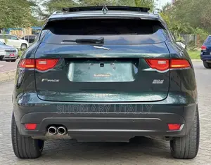 Jaguar F-Pace 2017 Green
