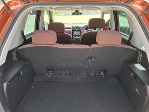 Mazda Verisa 2010 Orange