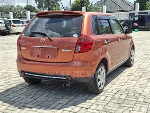 Mazda Verisa 2010 Orange