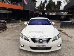 Toyota Mark X 2.5 AWD 2012 White