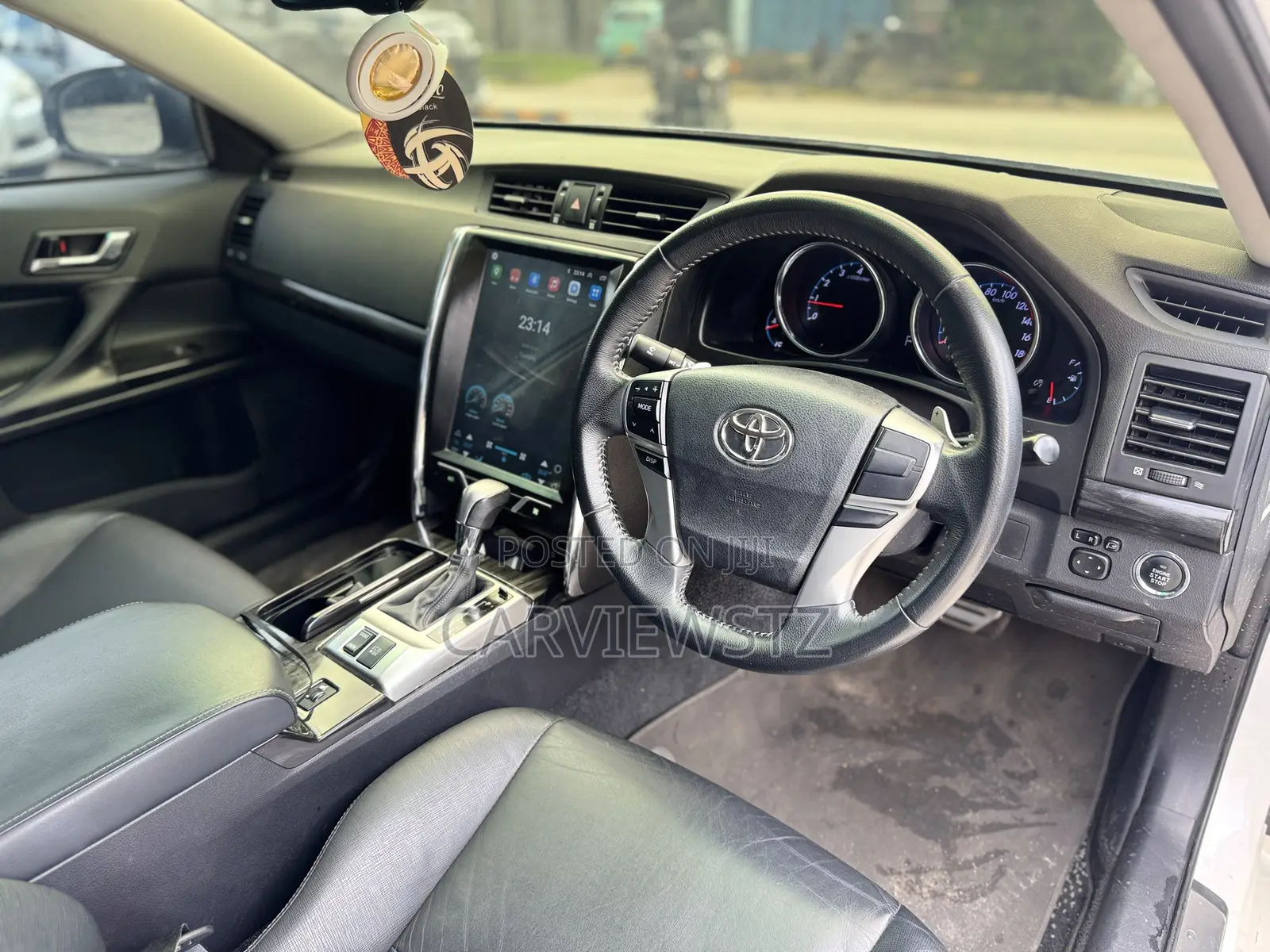 Toyota Mark X 2.5 AWD 2012 White