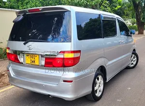 Toyota Alphard 2005 Silver