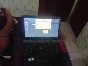 Laptop Dell Latitude 14 5480 4GB Intel Core i7 SSD 250GB
