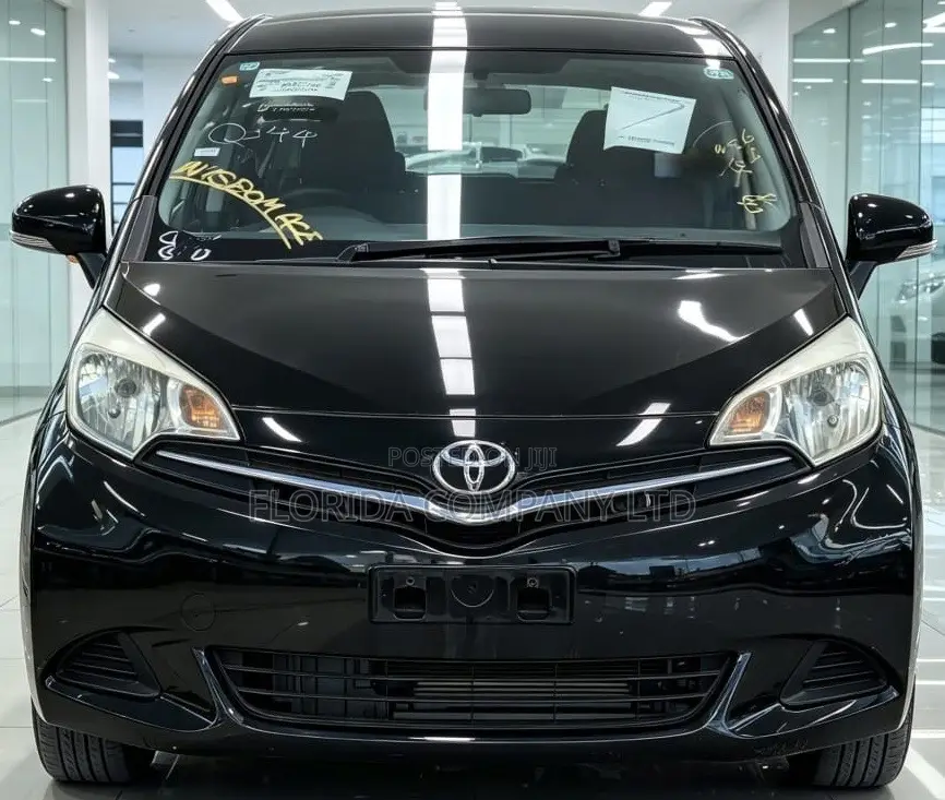 Toyota Ractis 2011 Black