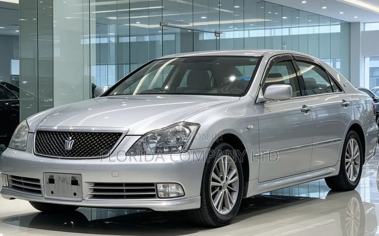 Toyota Crown Royale 2005 Silver