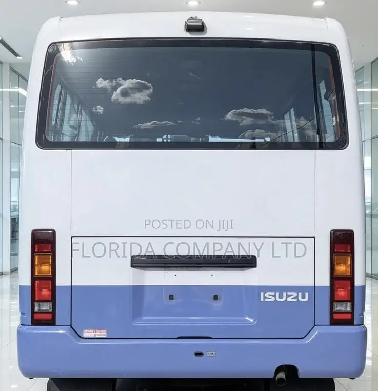 Nissan Civilian 2002