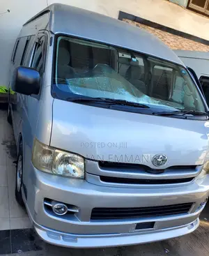 Toyota HiAce 2013 Grey