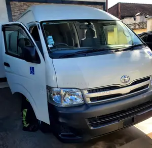 Toyota HiAce 2013 Grey