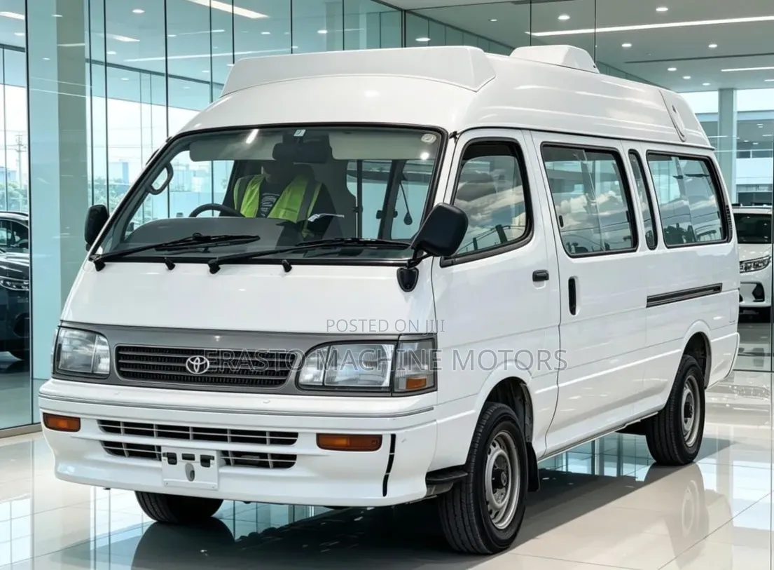 Toyota HiAce 2002 White