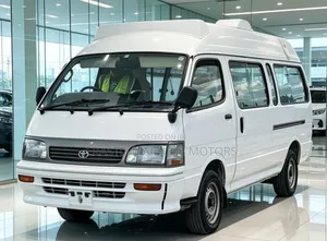 Toyota HiAce 2002 White