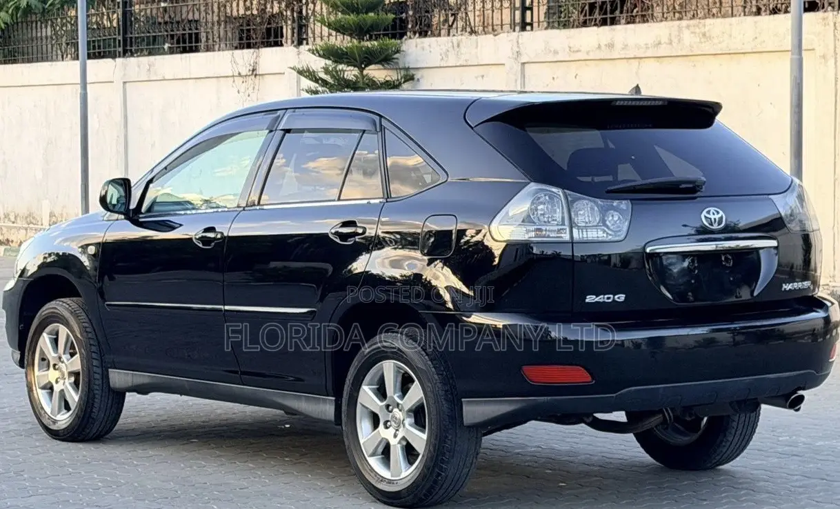 Toyota Harrier 2005 Black