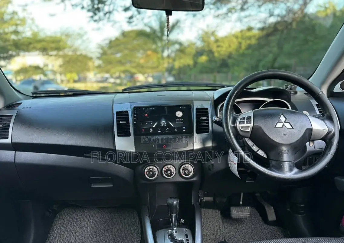 Mitsubishi Outlander 2008 Black