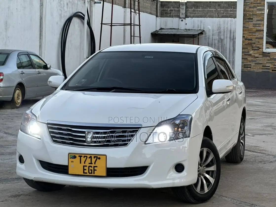 Toyota Premio 2009 White