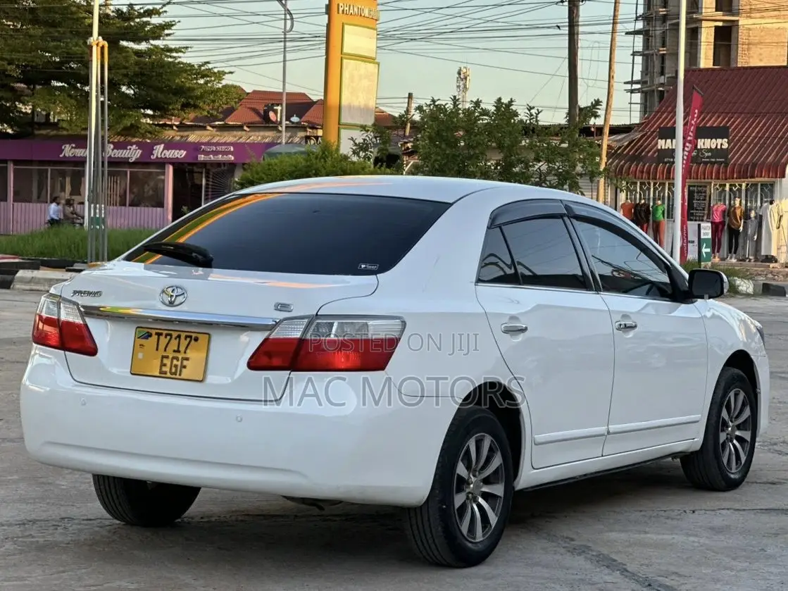 Toyota Premio 2009 White