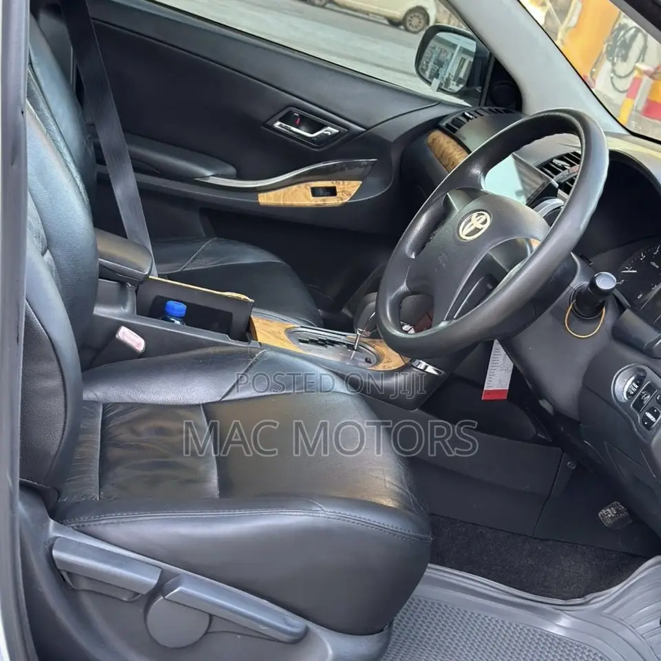 Toyota Premio 2009 White