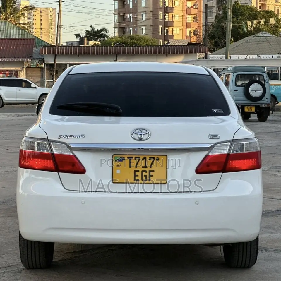 Toyota Premio 2009 White
