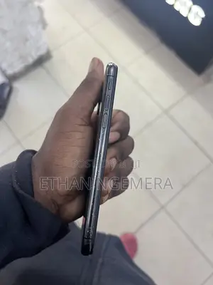 Apple iPhone X 64 GB Black