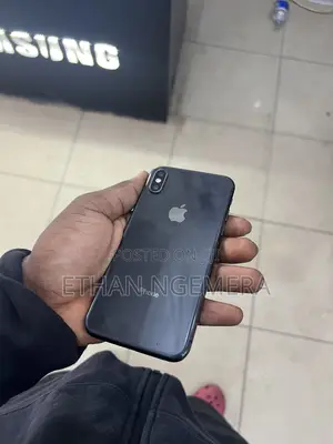 Apple iPhone X 64 GB Black