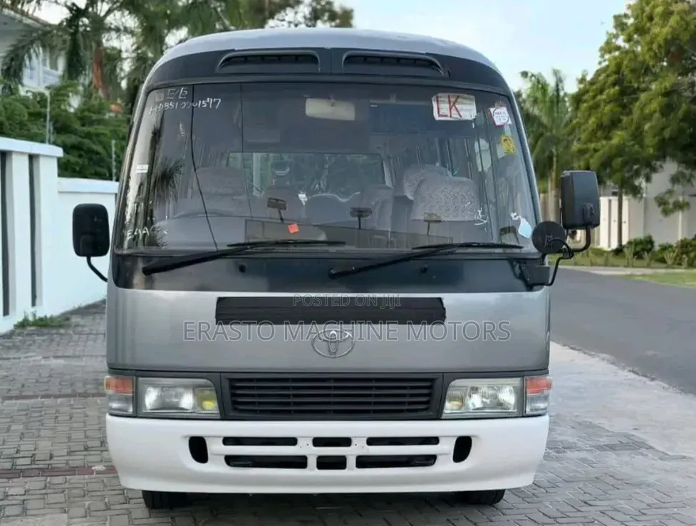 Toyota Coaster 1999 Grey