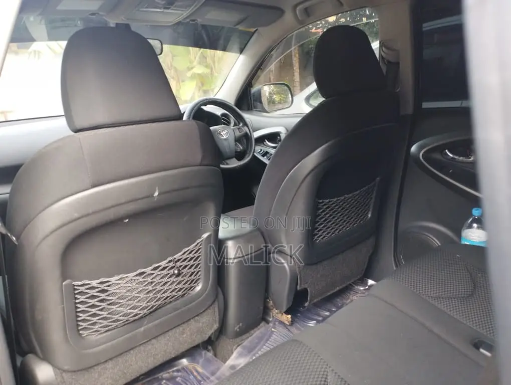 Toyota RAV4 Limited 4dr SUV AWD (2.5L 4cyl 6A) 2014 Black