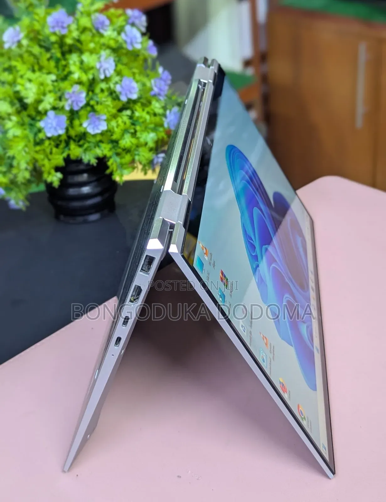 New Laptop HP EliteBook x360 1030 G8 32GB Intel Core i7 SSD 512GB