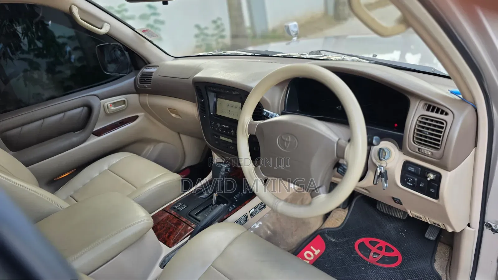 Toyota Land Cruiser 1998 Gray