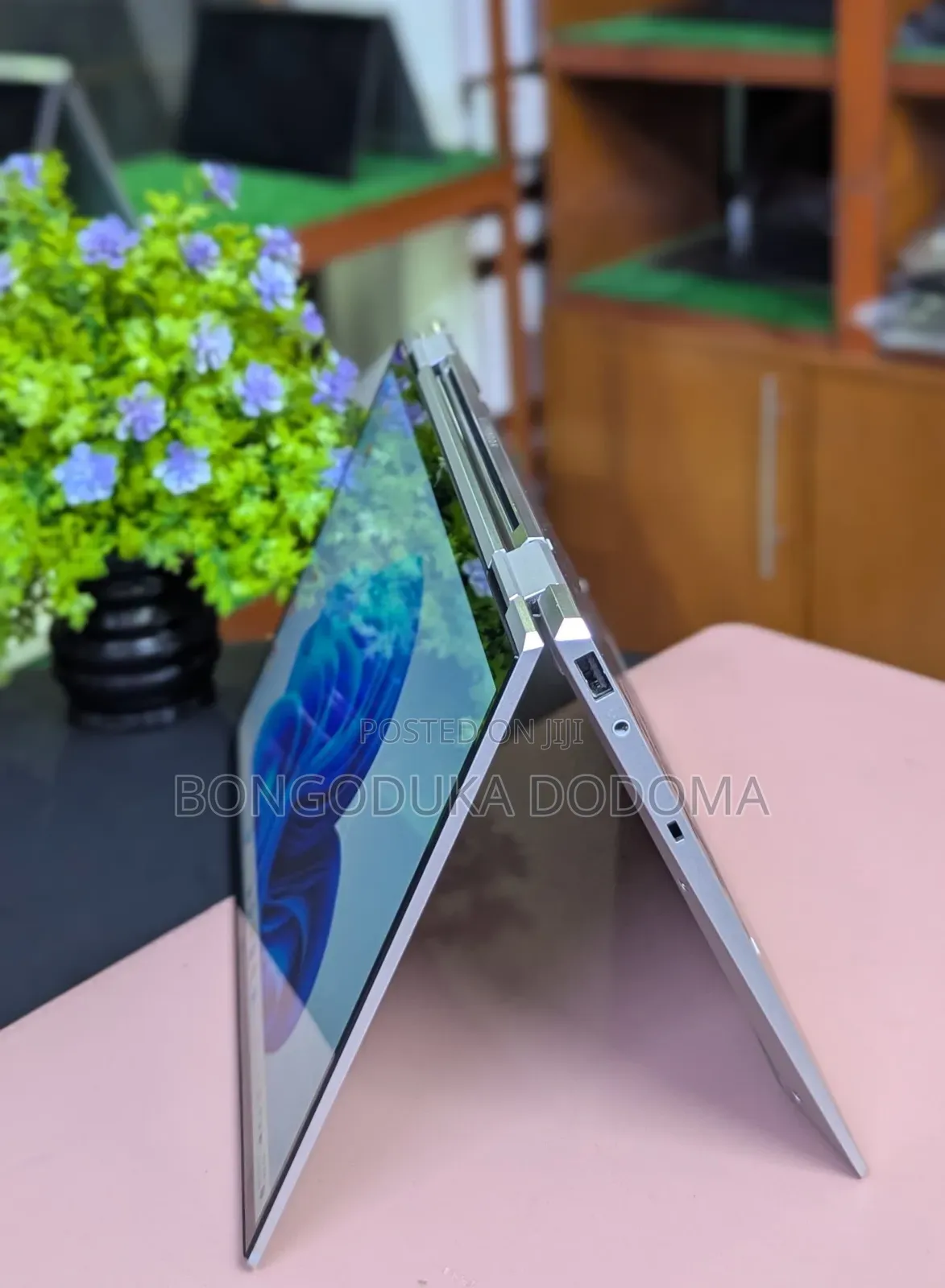 New Laptop HP EliteBook x360 1030 G8 32GB Intel Core i7 SSD 512GB