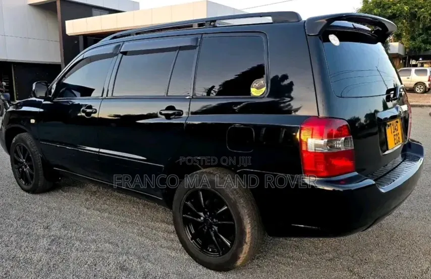 Toyota Kluger 2004 Black