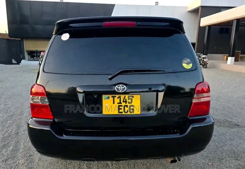 Toyota Kluger 2004 Black