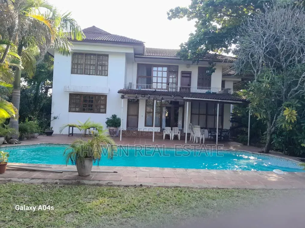 5bdrm House in Masaki for sale