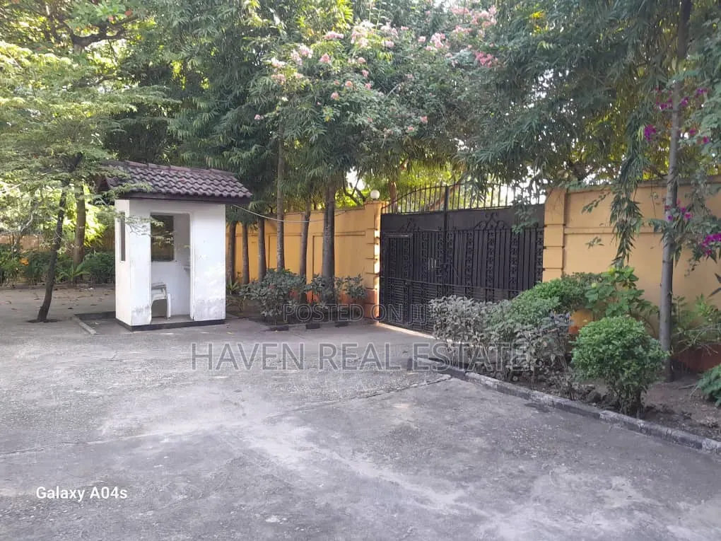 5bdrm House in Masaki for sale