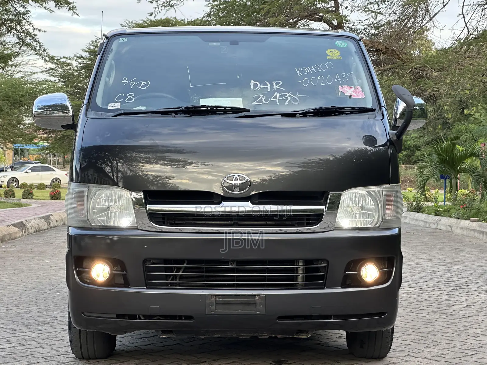 Toyota HiAce 2005 Grey