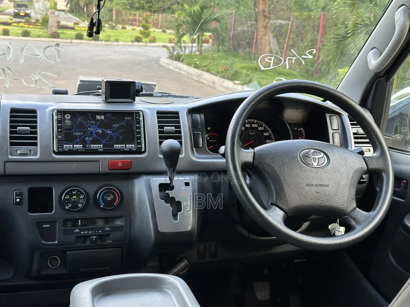 Toyota HiAce 2005 Grey