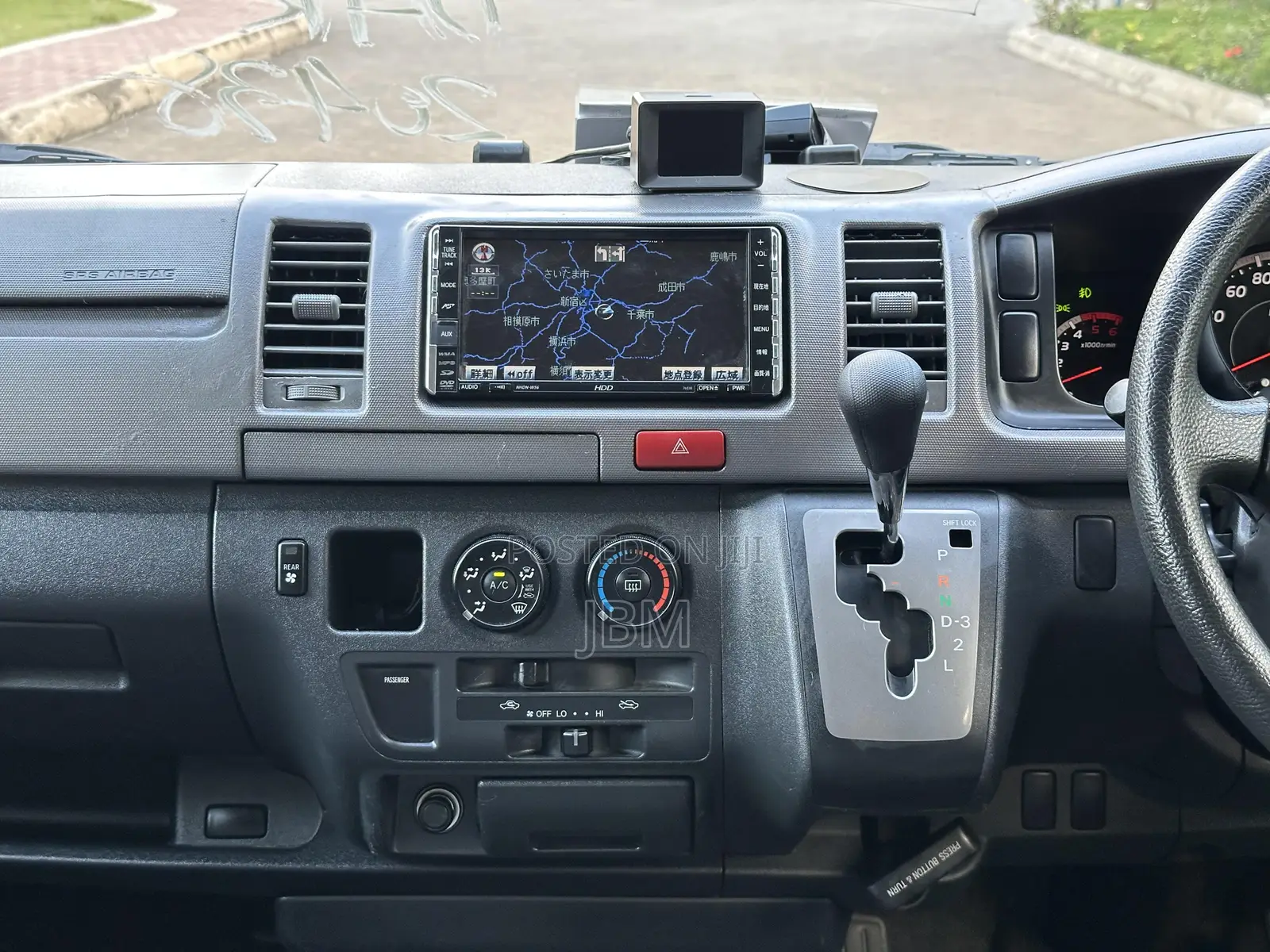 Toyota HiAce 2005 Grey