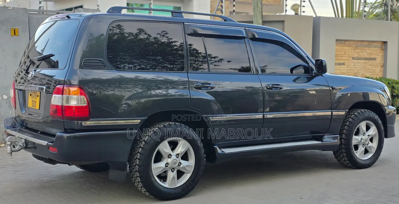 Toyota Land Cruiser 2005 Black