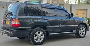 Toyota Land Cruiser 2005 Black