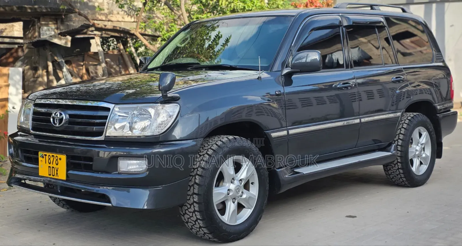 Toyota Land Cruiser 2005 Black