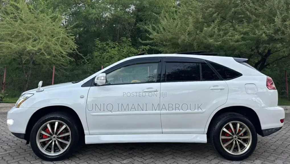 Toyota Harrier 2005 White