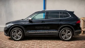 Volkswagen Tiguan 2019 Black