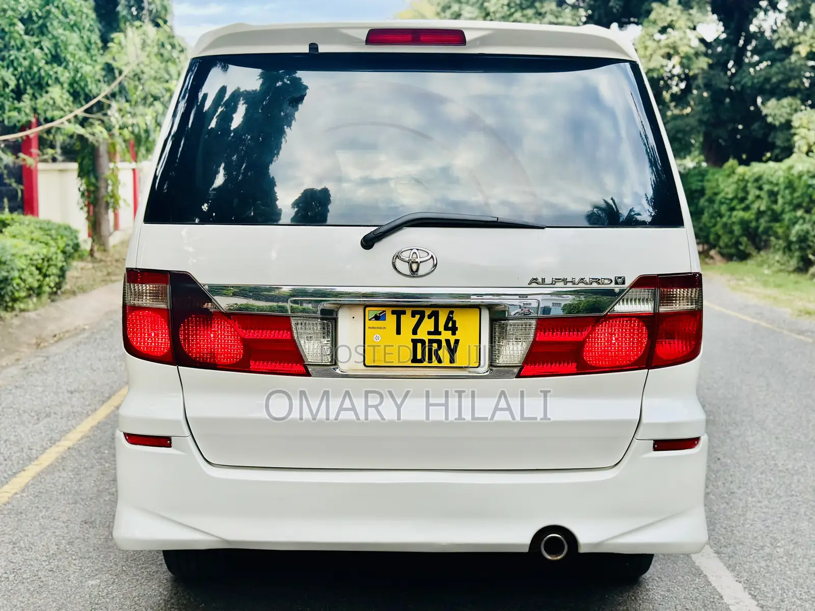 Toyota Alphard 2004 Pearl