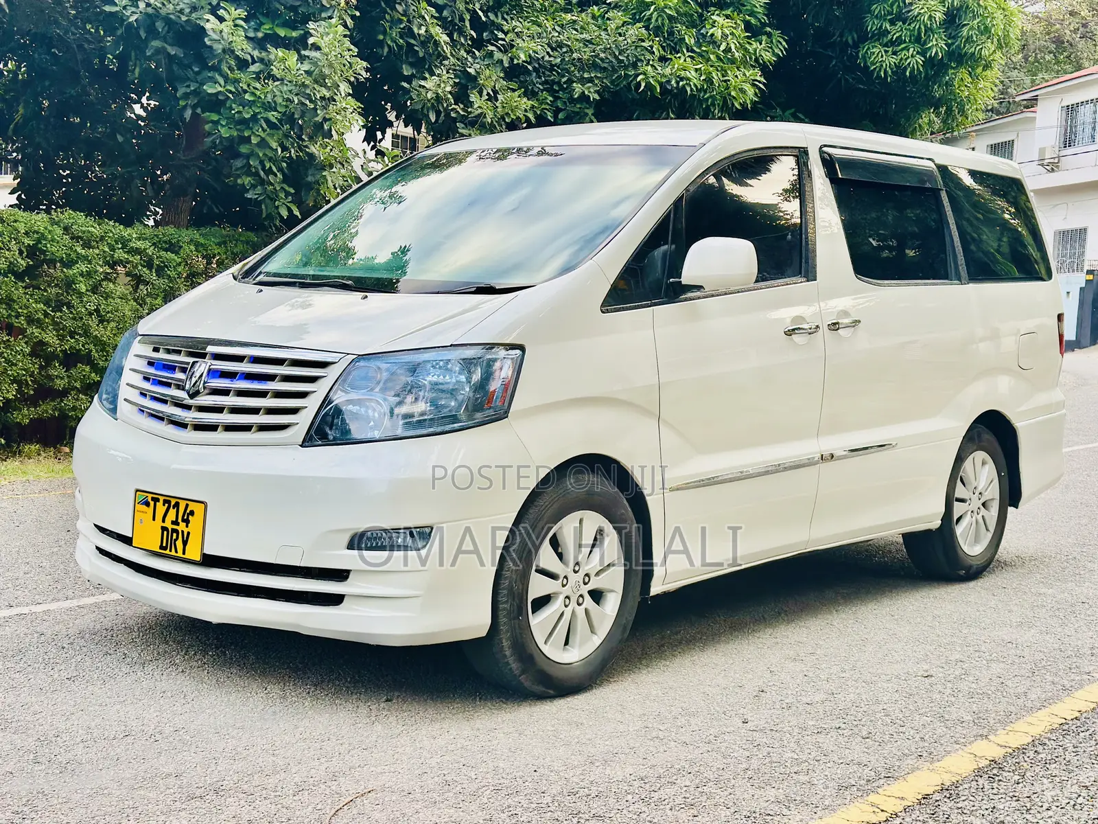 Toyota Alphard 2004 Pearl