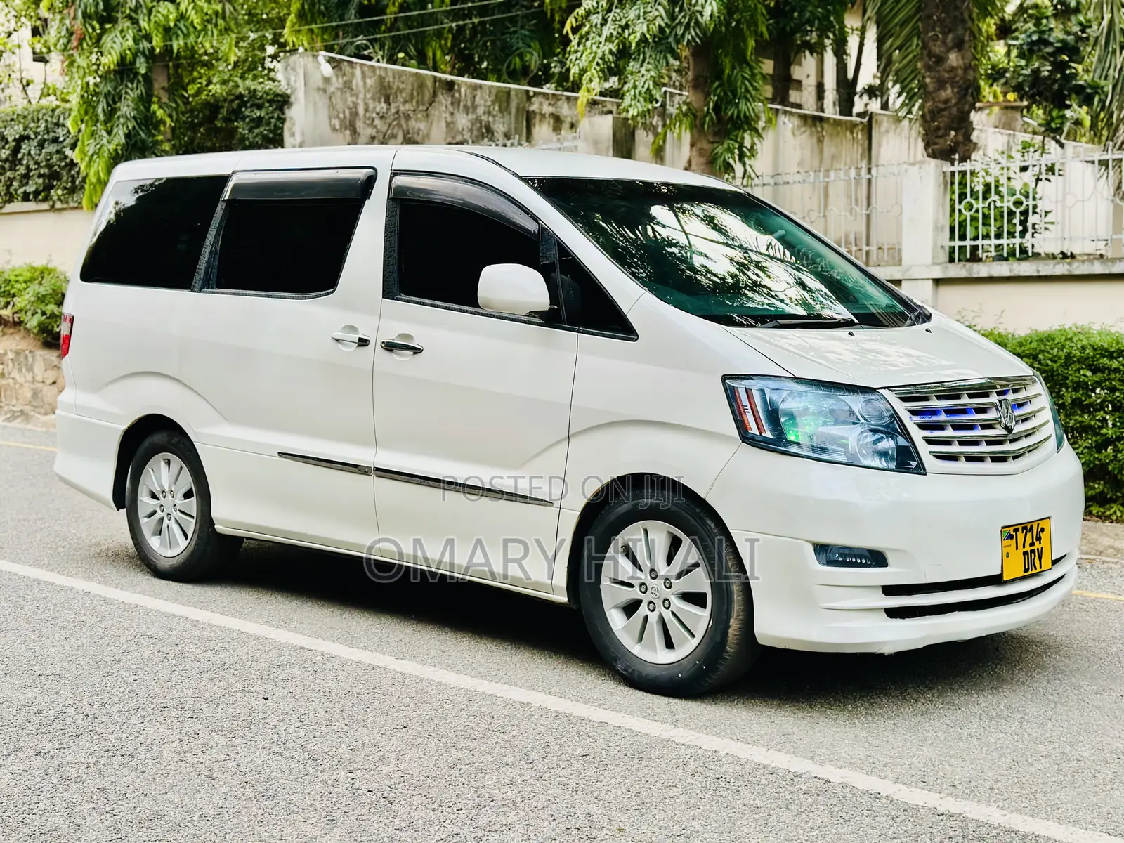 Toyota Alphard 2004 Pearl