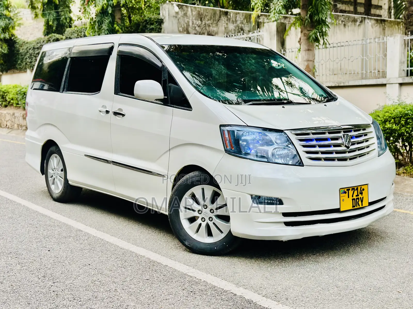 Toyota Alphard 2004 Pearl