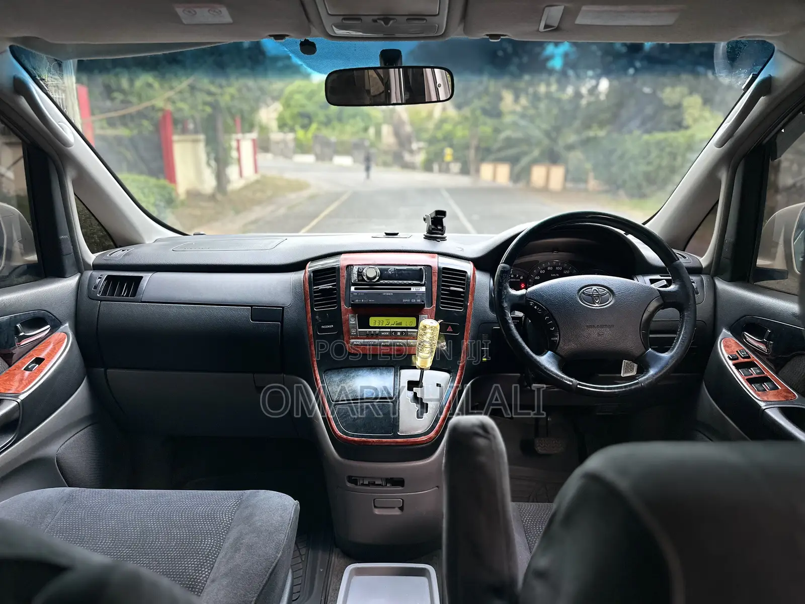 Toyota Alphard 2004 Pearl