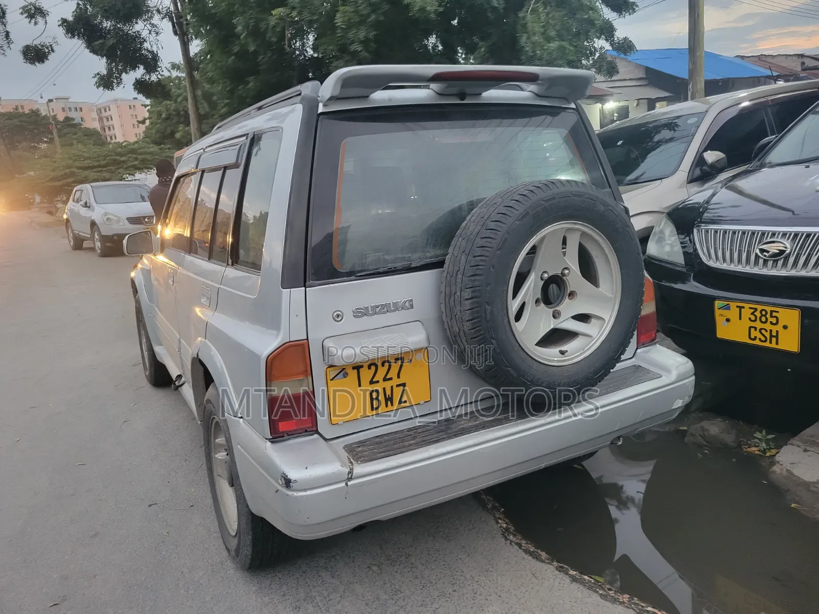 Suzuki Escudo 2003 Silver